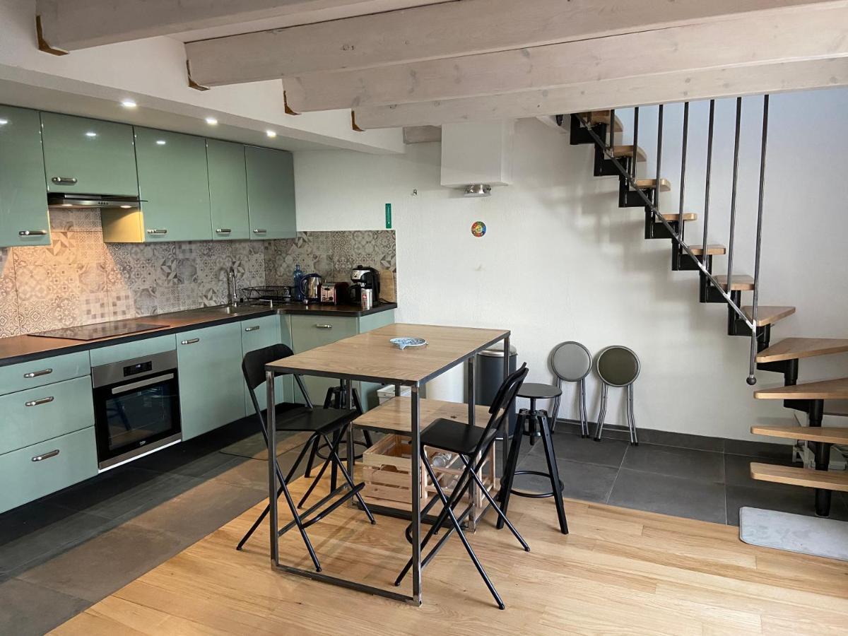 Les Cypres Apartment Enveitg Bagian luar foto