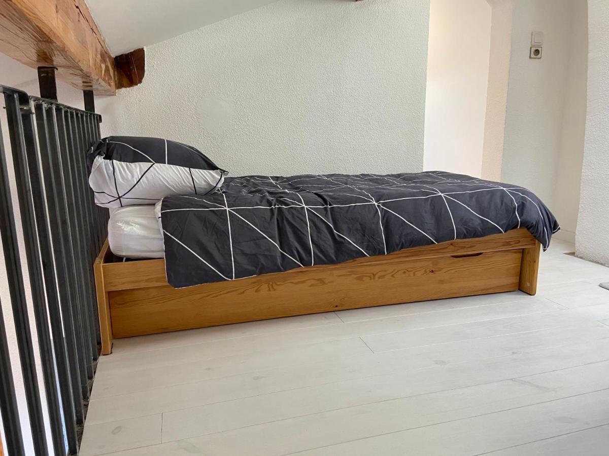 Les Cypres Apartment Enveitg Bagian luar foto