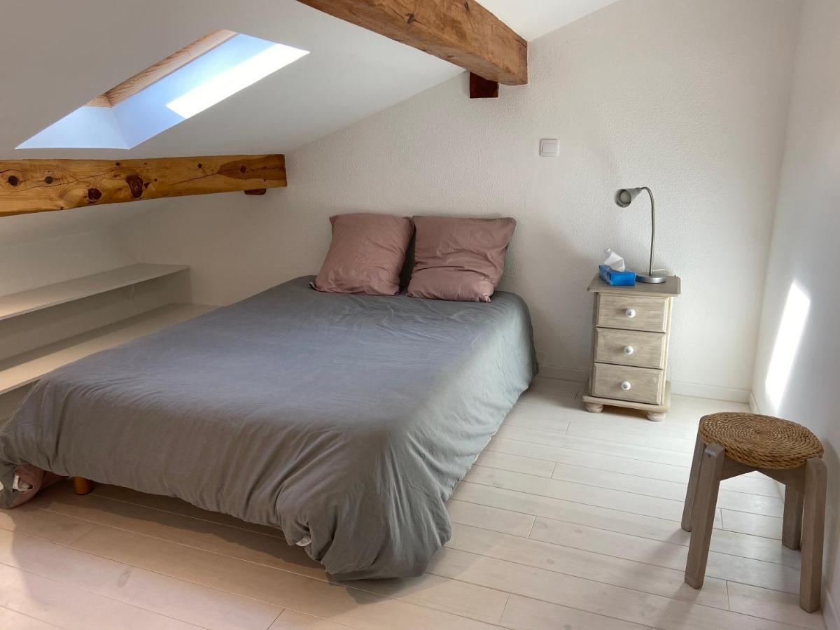 Les Cypres Apartment Enveitg Bagian luar foto